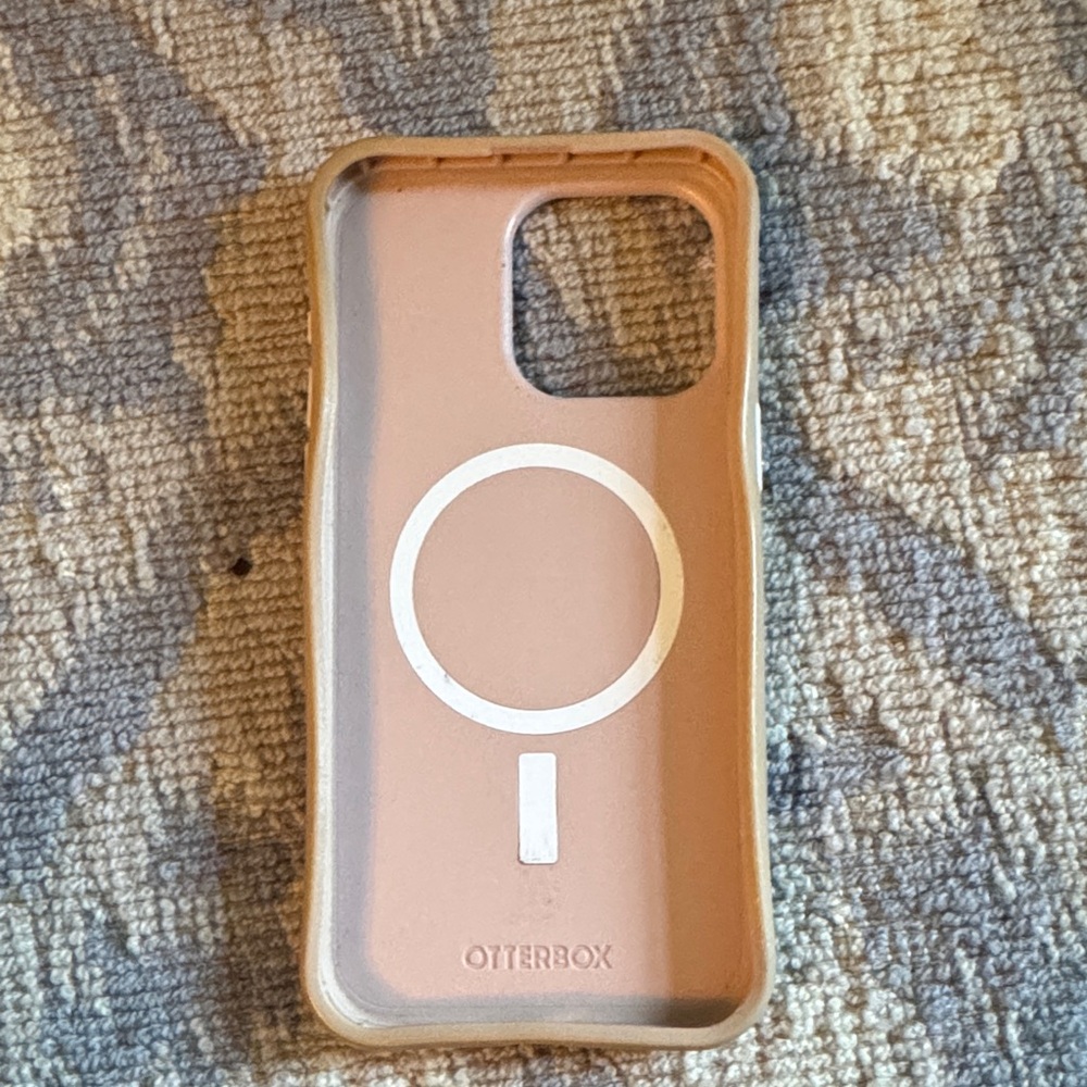 OtterBox Beige MagSafe Phone iPhone 15 Max Case